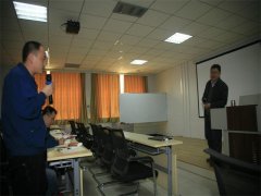 william英国中文官网：专家举办技术公开课